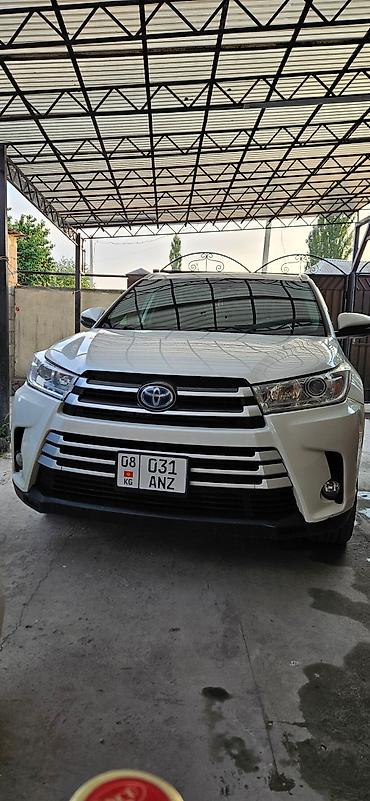 Toyota: Toyota Highlander: 2018 г., 3.5 л, Вариатор, Гибрид, Минивэн — 2