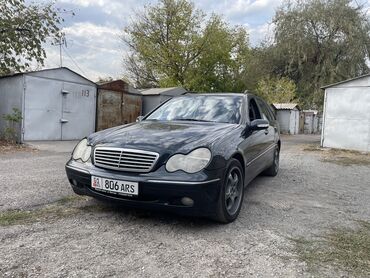 авто аварийном состоянии: Mercedes-Benz C-Class: 2002 г., 2 л, Автомат, Бензин, Универсал