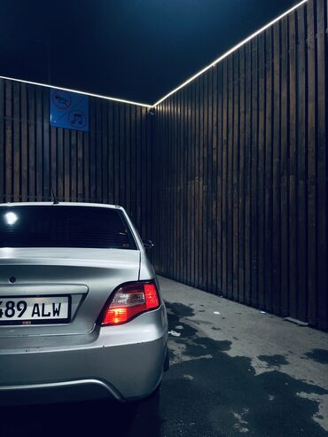 Daewoo: Daewoo Nexia: 2010 г., 1.5 л, Механика, Бензин, Седан — 2