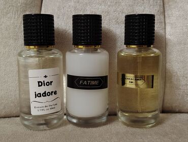 Ətriyyat: Ekstrakt dərəcəsində ətirlər – müxtəlif dizaynlı şüşələrdə, geniş — 5