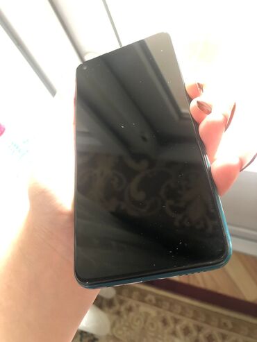 lcd: Redmi Note 9 - Ekran: 6.5" IPS LCD, HD+ (1600×720), nazik çərçivəli