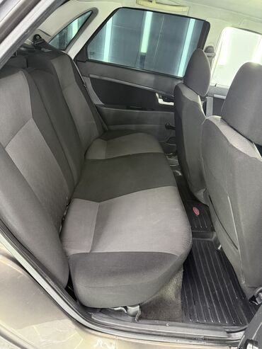 ВАЗ (ЛАДА): ВАЗ (ЛАДА) Priora: 2017 г., 1.6 л, Механика, Бензин, Седан — 9