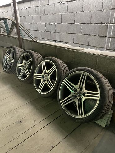 Диски: Литые Диски R 19 AMG, Комплект, отверстий - 5, Б/у