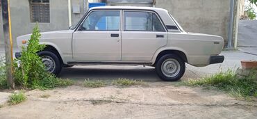 VAZ (LADA): VAZ (LADA) 2105: 1.6 l | 1995 il Sedan