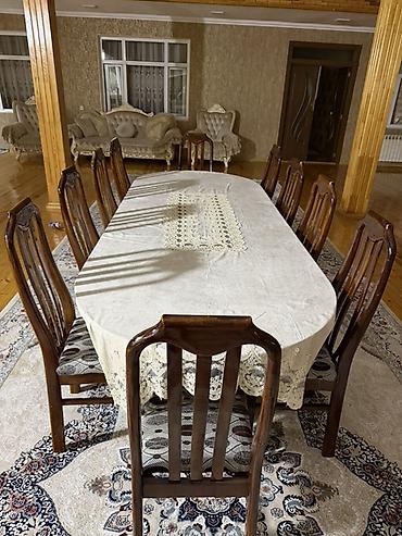 sumqayit taxt: - Yemək otağı dəsti: iri oval yemək masası və 12 ədəd stul - Material — 1