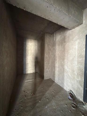 Вторичное жилье: Satılır 3 otaqlı yeni tikili 110 m², 28 May m. Kateqoriya Yeni tikili — 5