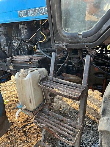 Traktorlar: Belarus markalı traktor. Kənd təsərrüfatı işləri üçün uyğun olan bu — 4
