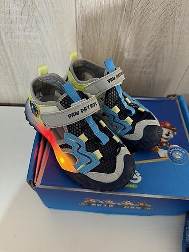 щенячий: Детские сандалии Paw Patrol с подсветкой. Новый (нам не подошел — 2