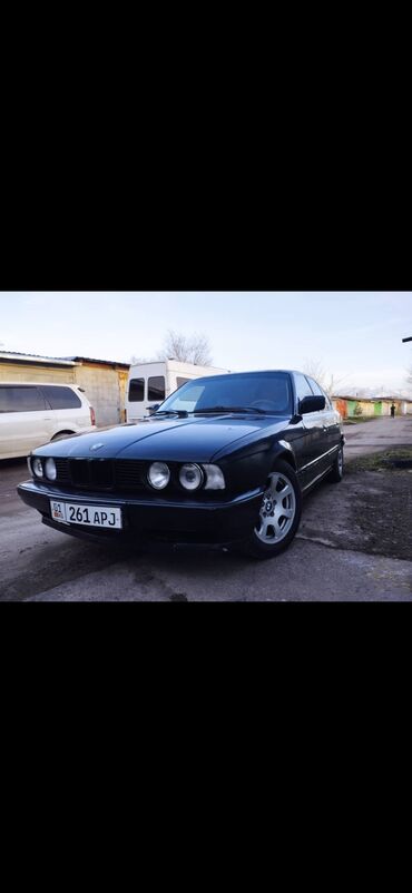 BMW: BMW : 1988 г., 2 л, Механика, Бензин, Седан