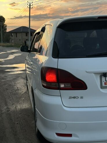 дополнительный печка для авто: Toyota Ipsum: 2002 г., 2.4 л, Автомат, Бензин, Минивэн