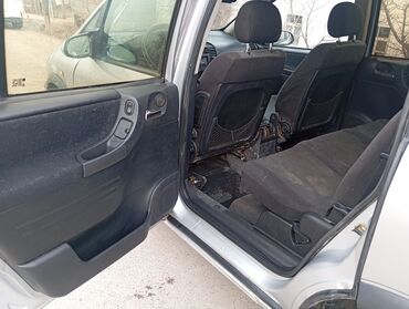 Opel: Opel Zafira: 2001 г., 1.8 л, Механика, Бензин, Минивэн — 8