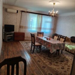 Köhnə tikili: Bakı, 8-ci kilometr, 3 otaqlı, Köhnə tikili, m. Qara Qarayev, 127 kv. m -da lalafo.az — 2 Köhnə tikili: Bakı, 8-ci kilometr, 3 otaqlı, Köhnə tikili, m. Qara Qarayev, 127 kv. m — 2