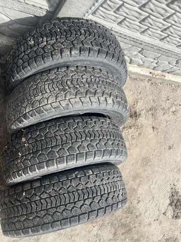 донголок араба: Шиналар 275 / 60 / R 18, All-season, Жаңы, Комплект, Жол тандабастар (АТ/МТ), Жапония, Dunlop