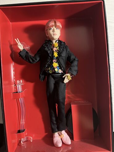 plate rubashka v kletku: Кукла Ви БТС Престиж (BTS V
Prestige Doll Mattel)
