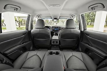 tayota progres: Toyota Camry: 2018 г., 2.5 л, Вариатор, Гибрид, Седан — 5