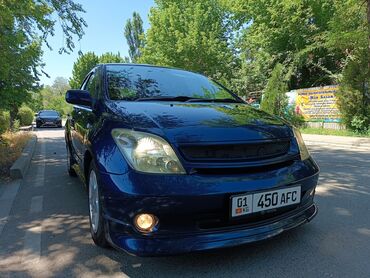 Toyota: Toyota ist: 2003 г., 1.5 л, Автомат, Бензин, Хэтчбэк
