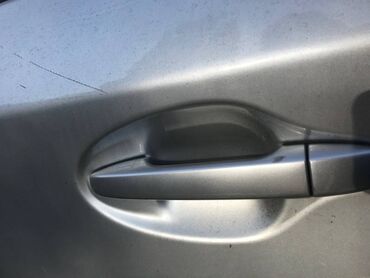 ключи для машины: Ручка двери внешняя Toyota Prius XW30 2011 перед. лев. (б/у)