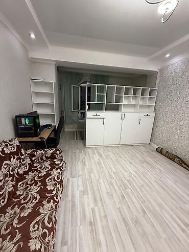 48: 1 комната, 42 м², 5 мкр Элитка, 8 этаж — 5