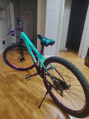 İdman velosipedləri: Dağ velosipedi – 29” təkərli, 1x ötürücülü Xüsusiyyətlər: - Çərçivə — 2