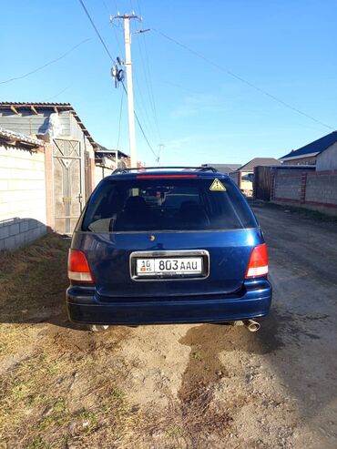 Isuzu: Isuzu Oasis: 1998 г., 2.3 л, Автомат, Бензин, Минивэн — 5