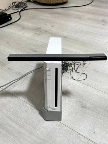 Ostale igre i konzole: Konzole za prodaju XBOX, PS, Wii

Pitajte za cenu — 18