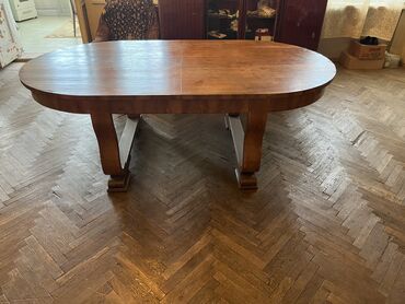 qoz agacindan stol: Qonaq masası, İşlənmiş, Açılan, Oval masa, Azərbaycan