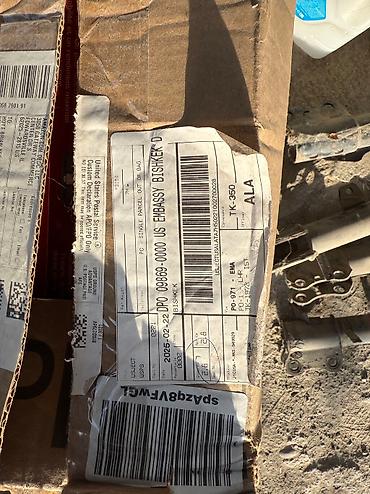 Амортизаторы, пневмобаллоны: Передний амортизатор Toyota Новый, Оригинал — 10