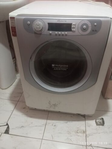 Paltaryuyan maşınlar: Paltaryuyan maşın Hotpoint Ariston, 8 kq, Təmirə ehtiyacı var, Avtomat, Qurutma var, Ünvandan götürmə