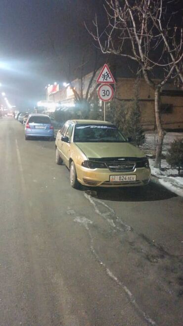 кузов нексия: Daewoo Nexia: 2010 г., 1.6 л, Механика, Бензин, Седан