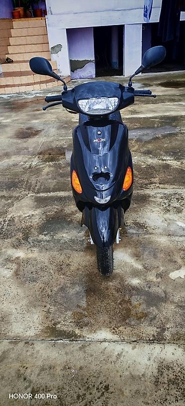 Mopedlər,skuterlər: Moon brand 1900 km — 10