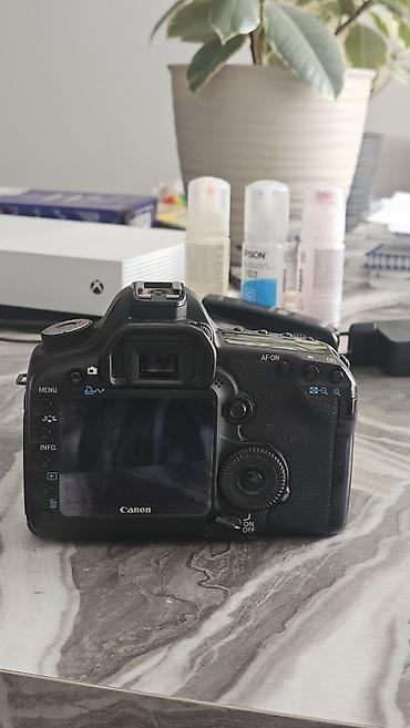 профессиональный камера: Canon EOS 5D Mark II Kit c объективом EF 50mm f/.8 STM объектив — 5
