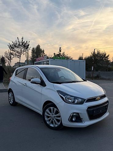Chevrolet Spark: 2017 г., 1 л, Бензин, Хэтчбэк