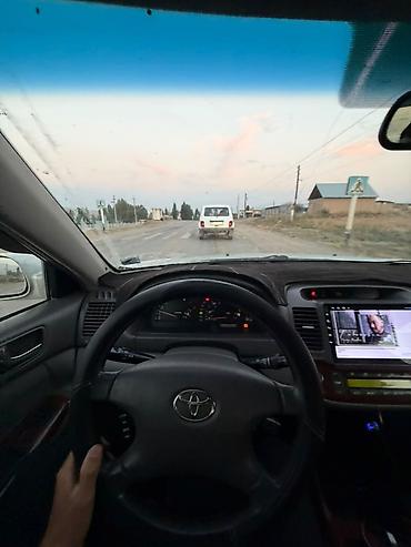 гулчо такси: Toyota Camry: 2002 г., 2.4 л, Автомат, Бензин, Седан — 2