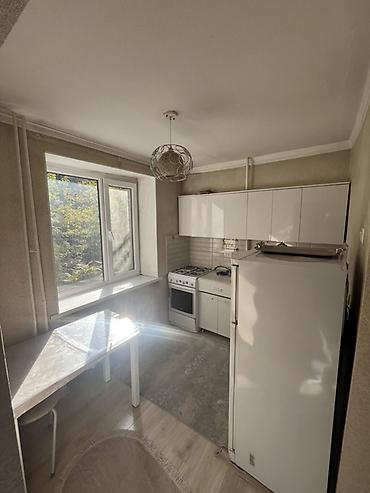 купить квартиру ош: 2 комнаты, 50 м², Индивидуалка, 3 этаж, Косметический ремонт — 4