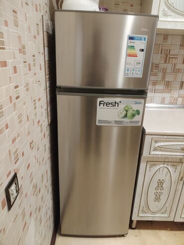 купить недорого холодильник б у: Холодильник