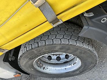 дом на колёсах: Тягач, Volvo, 2002 г., Тентованный — 7