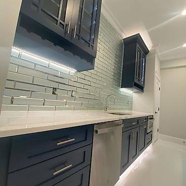 Укладка плитки: Подготовка стен для укладки, Подготовка стен для грунтовки, Резка плитки | Керамическая плитка, Керамогранитая плитка, Мозаичная плитка | Вертикальная укладка, Диагональная укладка, Горизонтальная укладка Больше 6 лет опыта — 23