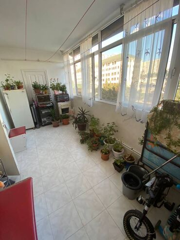 Köhnə tikili: Bakı, 5 otaqlı, Köhnə tikili, 110 kv. m — 15