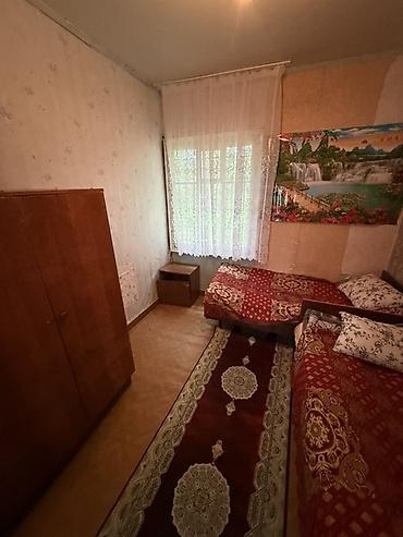 модульный дом 2 комнаты: Деревянный домик с верандой в зеленой зоне. Планировка: - Крытая — 6