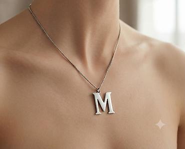 ljubicaste stvari: Personalizovana ogrlica sa slovom “M” - Elegantna ogrlica sa — 1