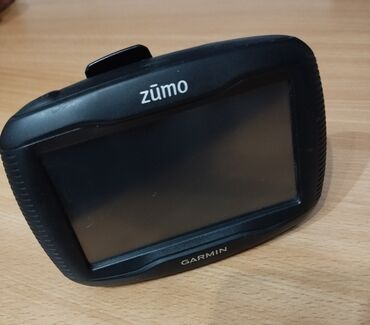 Car GPS: Garmin Zumo 350 lm moto navigacija moze i za automobil, sadrzi sve