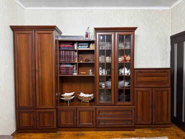 номер для дома: Гарнитур для зала, Б/у, ДСП, Самовывоз
