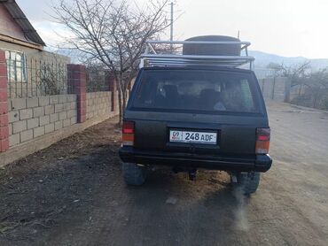 машина патсат: Jeep Cherokee: 1996 г., 2.5 л, Механика, Бензин, Внедорожник