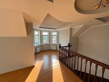 мыкан дом: 6 комнат и более, 300 м², 4 соток, Бишкек, Кок-Жар ж/м — 4