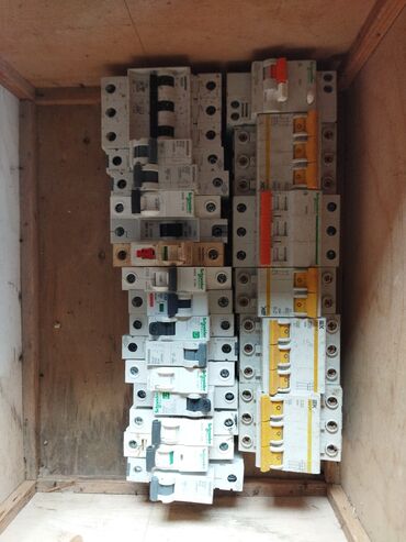 Rozetkalar: Şəkildə gördüyünüz hamsi satılır. kime ne lazımdır vapsapda yazsın — 3