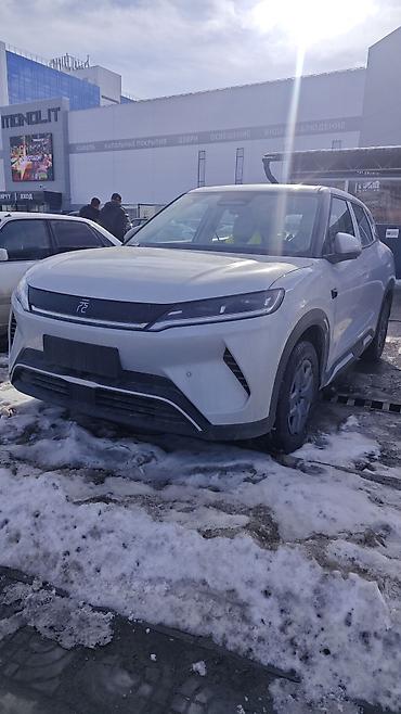 BYD: BYD Yuan Up: 2025 г., 2 л, Автомат, Электромобиль, Кроссовер — 3