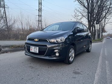 равон машина: Chevrolet Spark: 2017 г., 1 л, Вариатор, Бензин