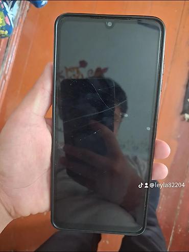 Digər mobil telefonlar: Məhsul: Smartfon - Ekran: Tam ekran ön panel, “su damcısı” tipli ön — 2