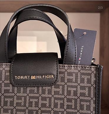 svečana torbica: Tommy Hilfiger damska mini torba/tašna sa monogram printom TH. - — 2