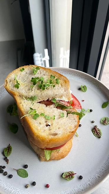 Повара: Услуги шеф повара Европейской кухни)Звоните пишите по номеру )Выезд в — 14